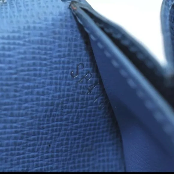 Louis Vuitton Tribal Mask Shoulder Bag Epi leather Cross Body Bag White M60795 - Picture 9 of 16